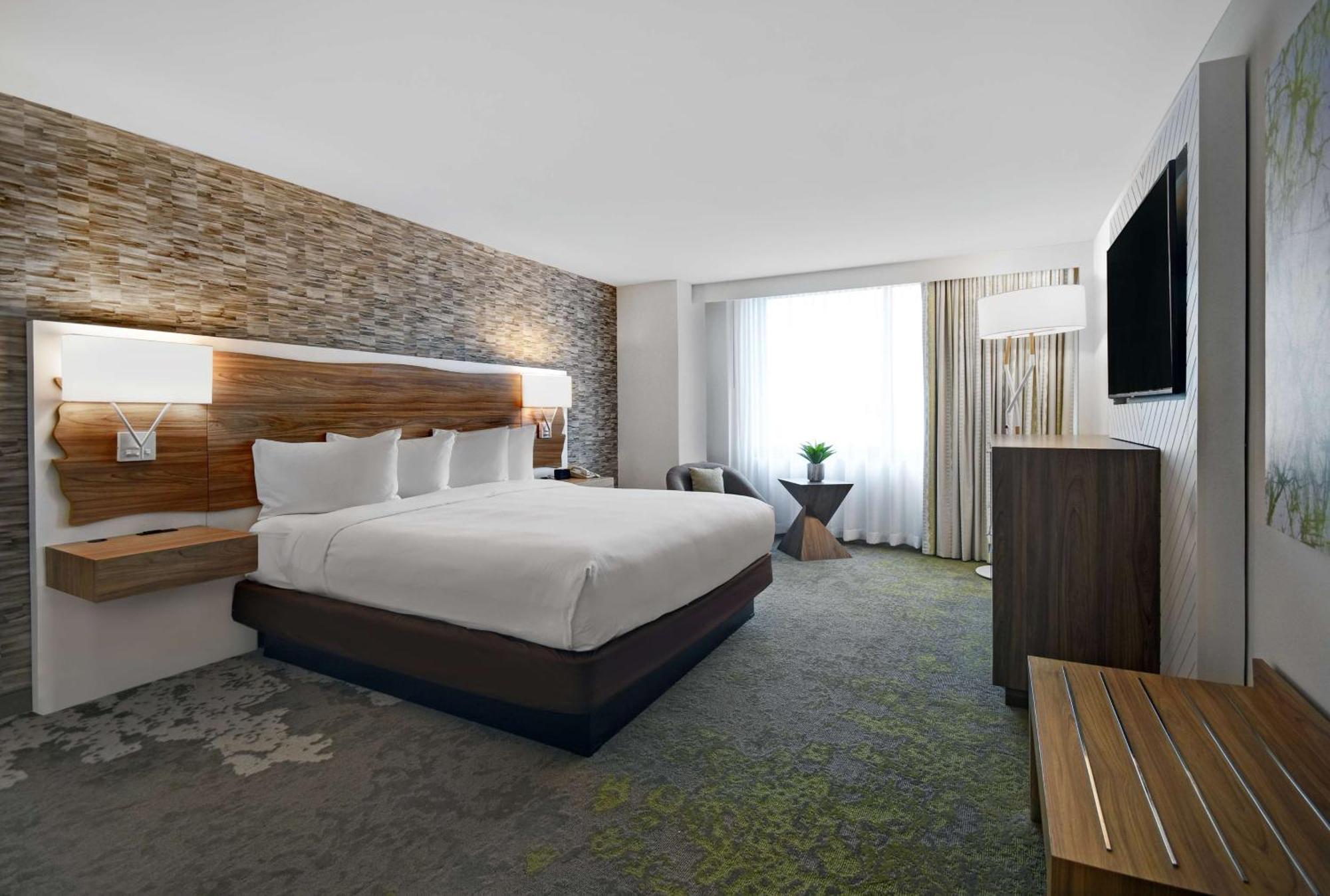 Отель Hilton Hasbrouck Heights-Meadowlands Экстерьер фото